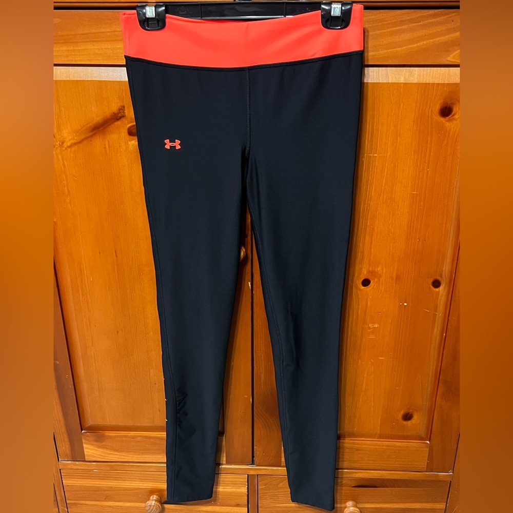UA coldgear women's ftted leggings